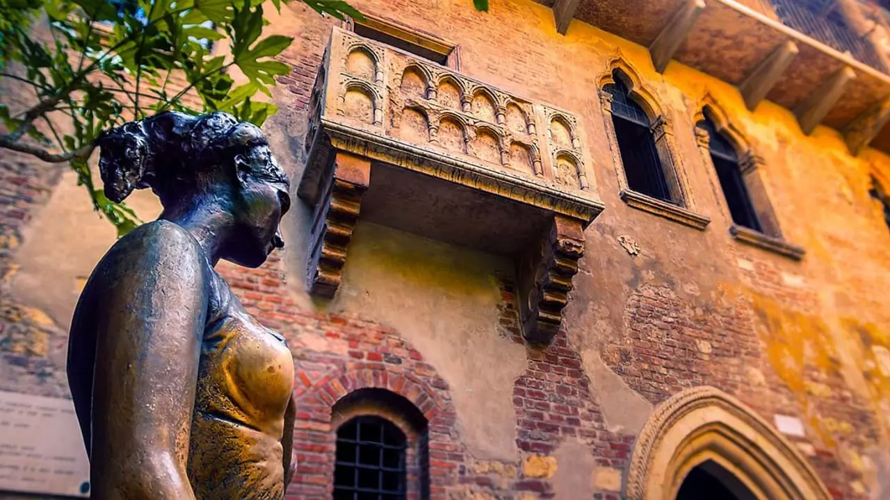 Sh 662035609 Juliets Balcony In Verona Italy