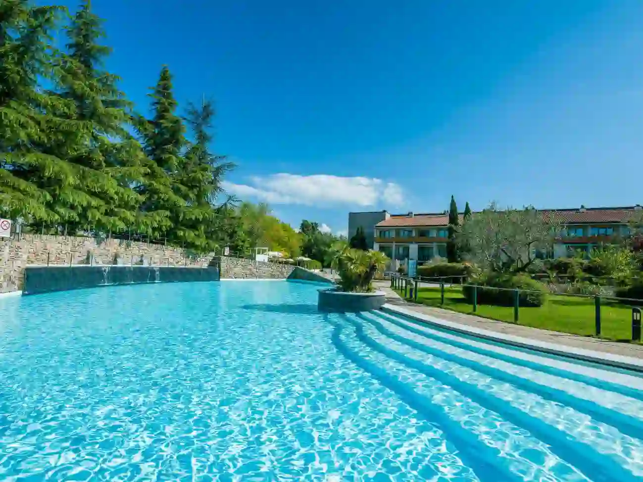 Parchotel Piscinarelax 3