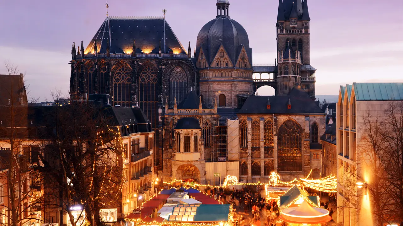Sh 1139842979 Aachen Christmas Market